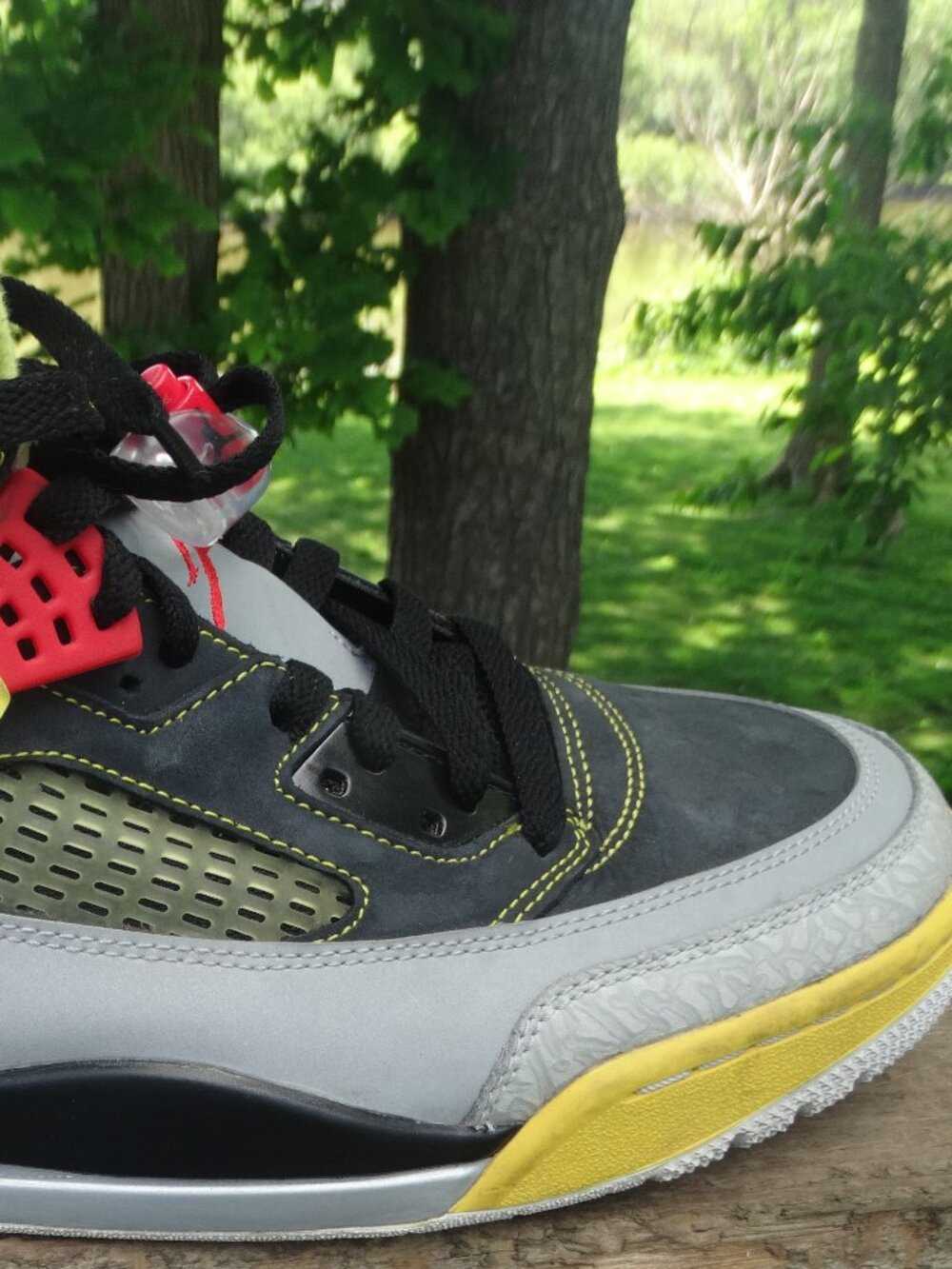 Nike Air Jordan Spizike Men's Size 13 High Top Sneaker 2013 Metallic Silver - Picture 9 of 9